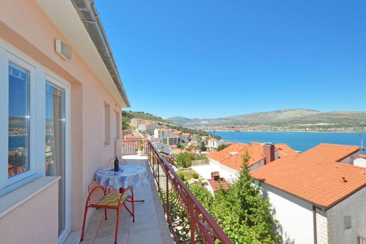 Apartments Sima Trogir Exterior photo